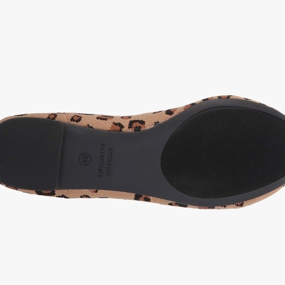 Women’s Leopard Print Flats‎ | Size 6 | NWT - Picture 2 of 4